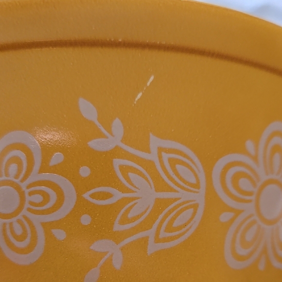 Vintage Floral Yellow Bowl - Picture 2 of 3